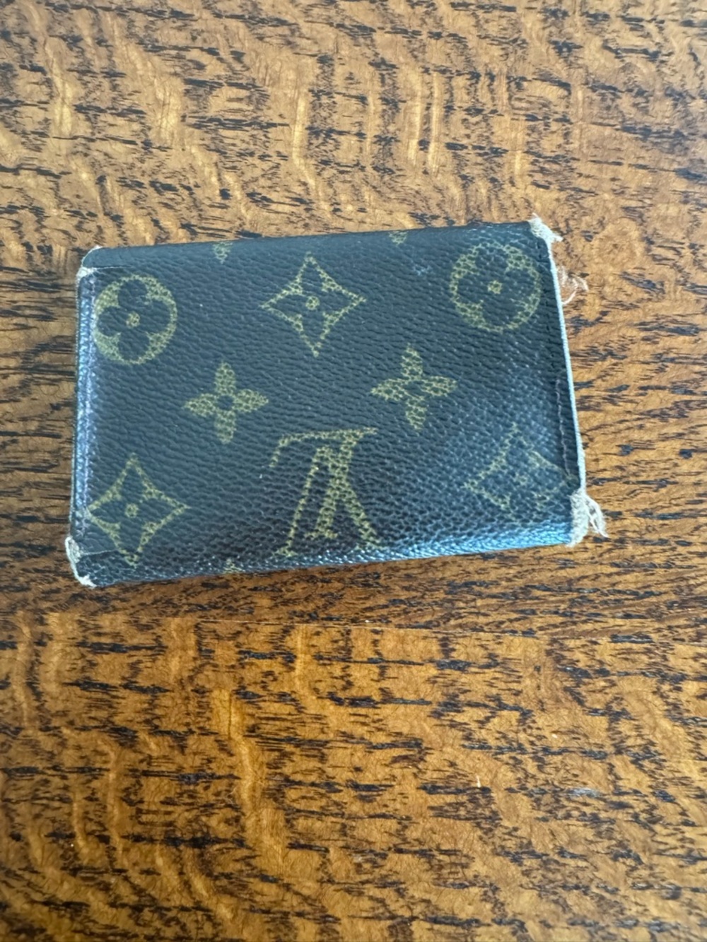 Louis Vuitton Key Holder in Brown Monogram Canvas - Picture 2 of 8